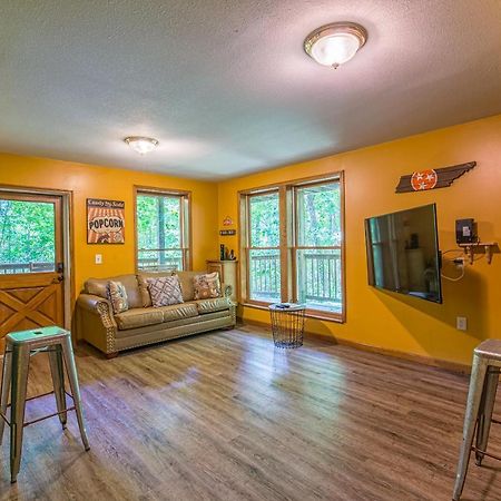 North Ridge Place Brand New Log Cabin With Hot Tub Great Location Севьервилл Экстерьер фото