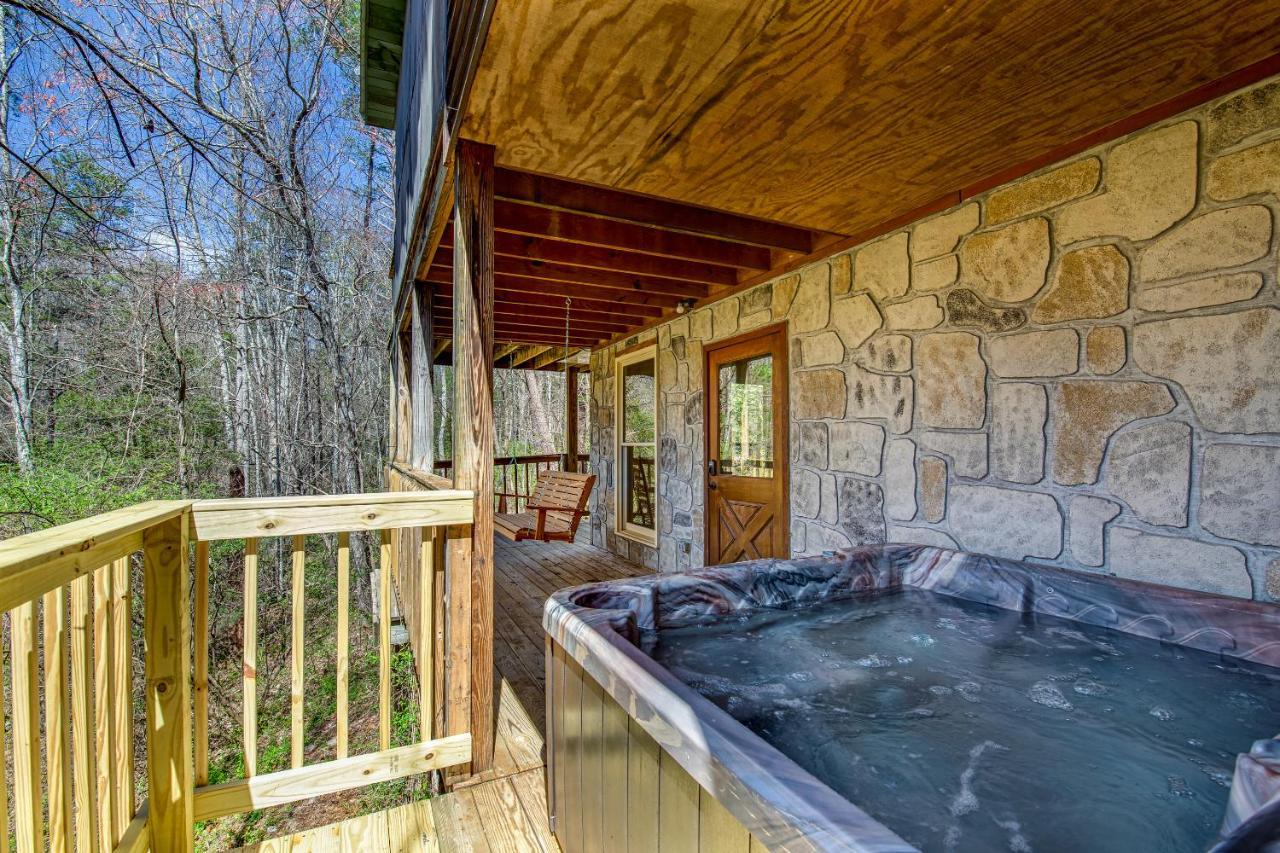 North Ridge Place Brand New Log Cabin With Hot Tub Great Location Севьервилл Экстерьер фото